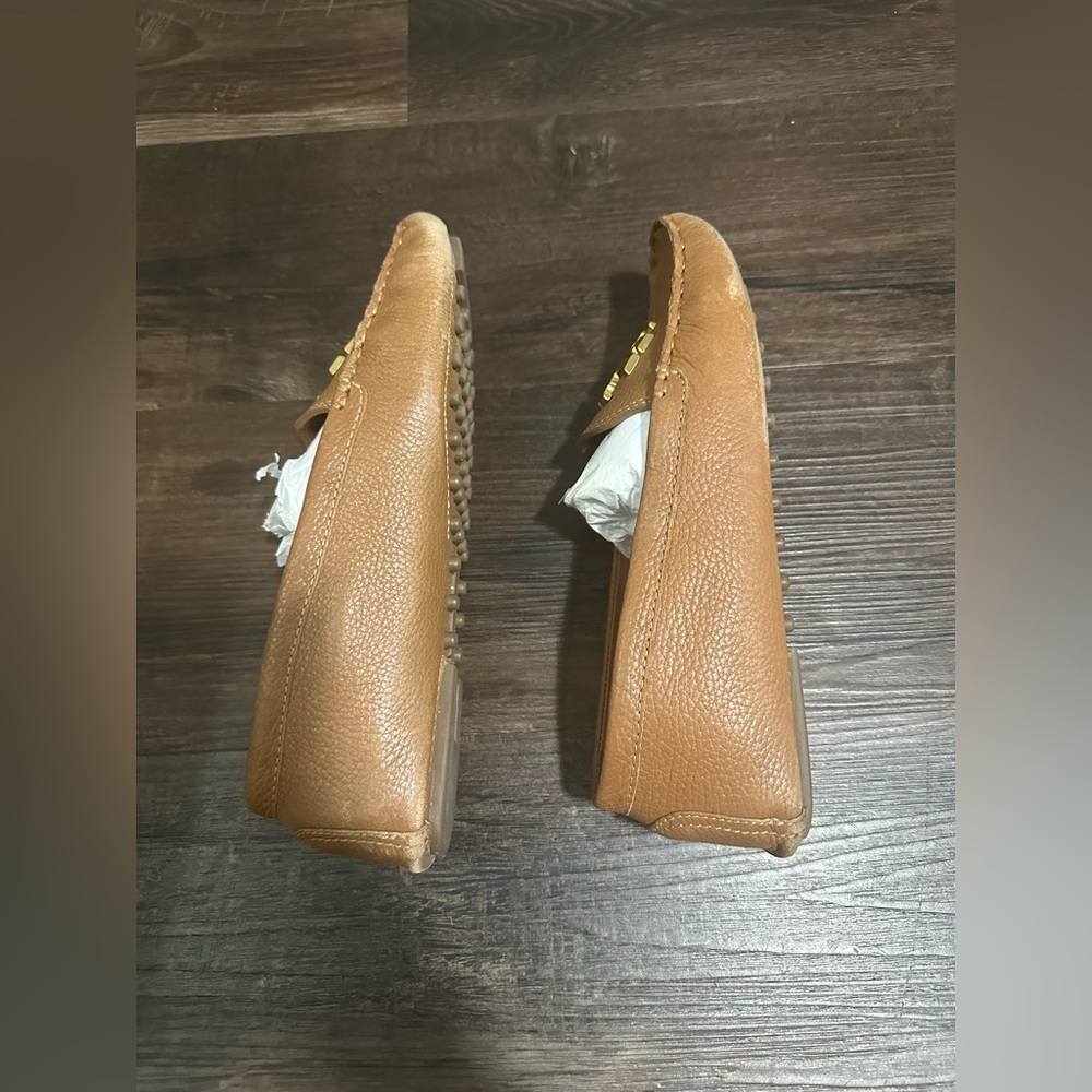 Tory Burch Royal Tan Everly Driver - Picture 6 of 13